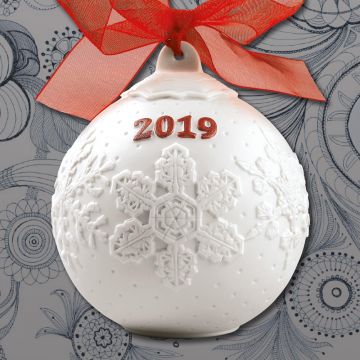 2019 Lladro Annual Re-Deco Red Ball Porcelain Ornament image