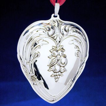 2002 Reed & Barton Francis 1st Heart undated Sterling Ornament image