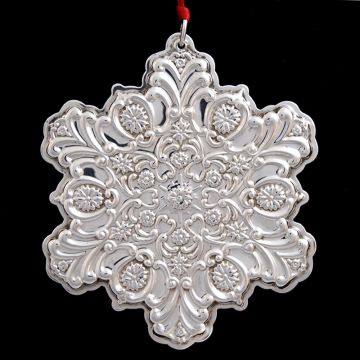 1995 Old Master Snowflake Sterling Ornament image