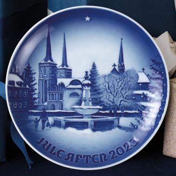 2023 Bing & Grondahl Annual Christmas Plate