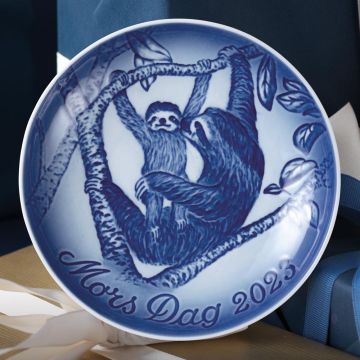 2023 Bing & Grondahl Annual Mother's Day Plate