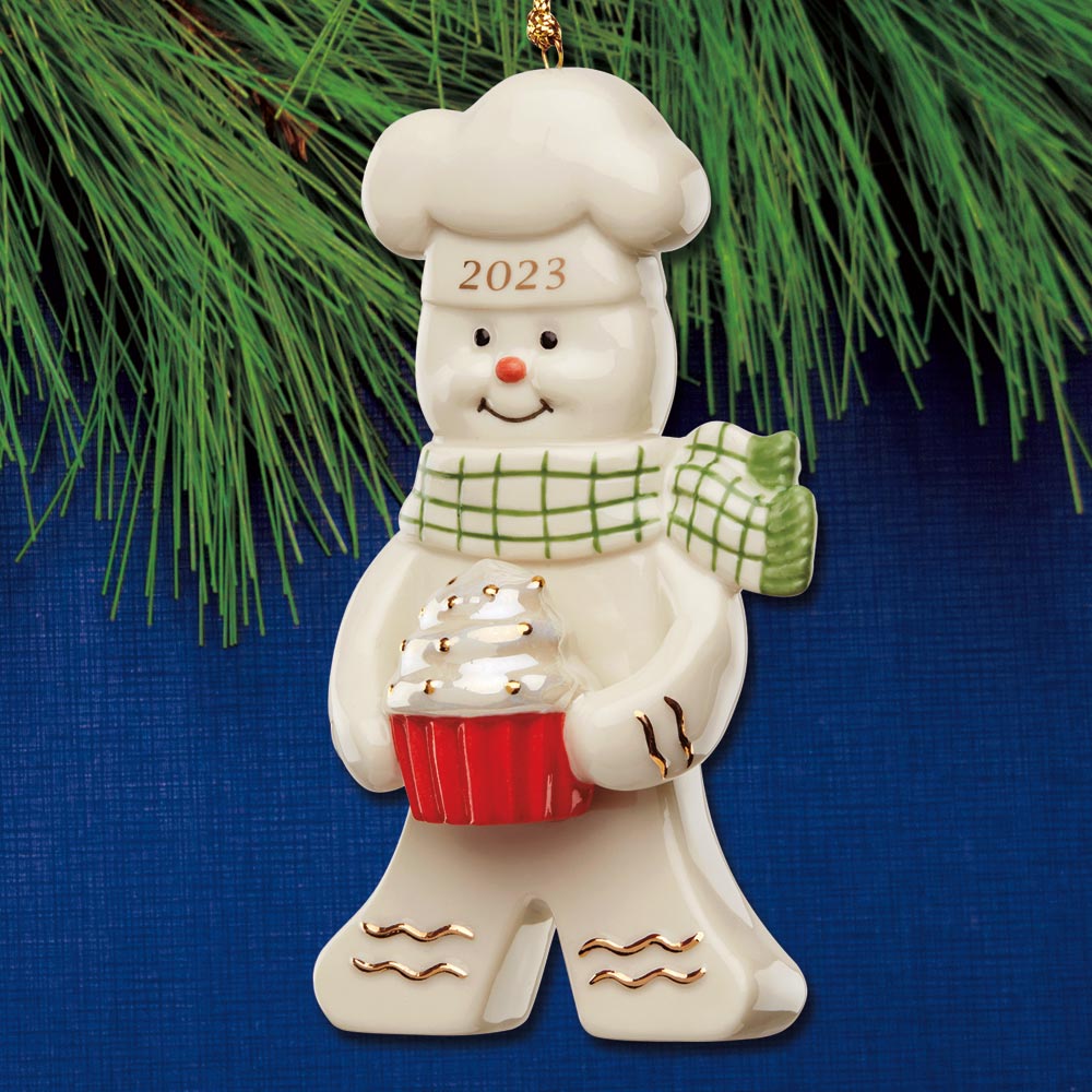 Sterling Collectables 2023 Lenox Gingerbread with Cupcake Porcelain