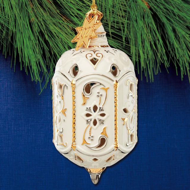 Sterling Collectables 2023 Lenox Annual 3 D Porcelain Ornament