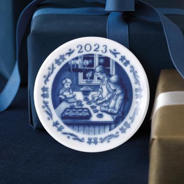 2023 Royal Copenhagen Annual Christmas Plaquette image