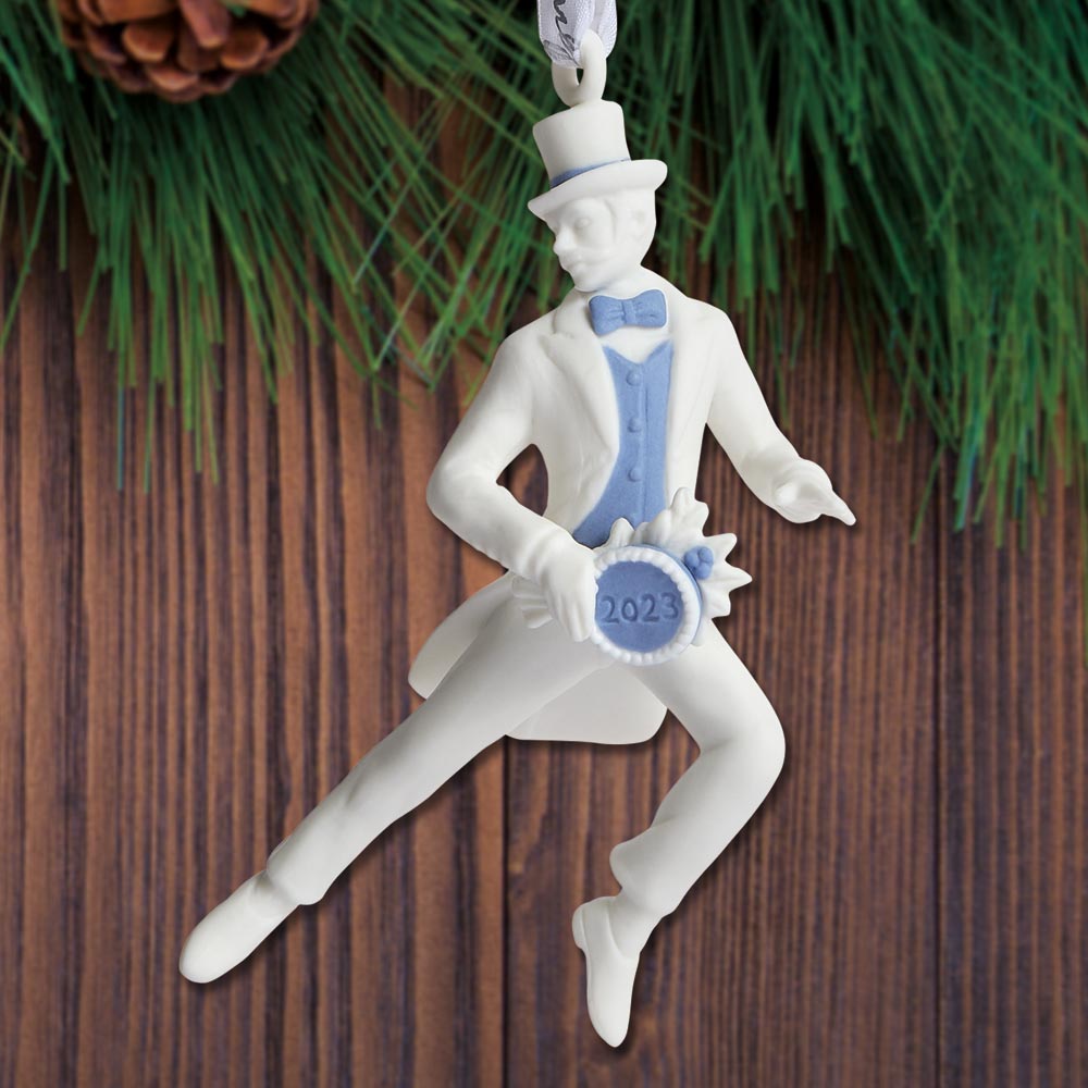 Sterling Collectables 2023 Wedgwood Ten Lords Annual Porcelain Ornament