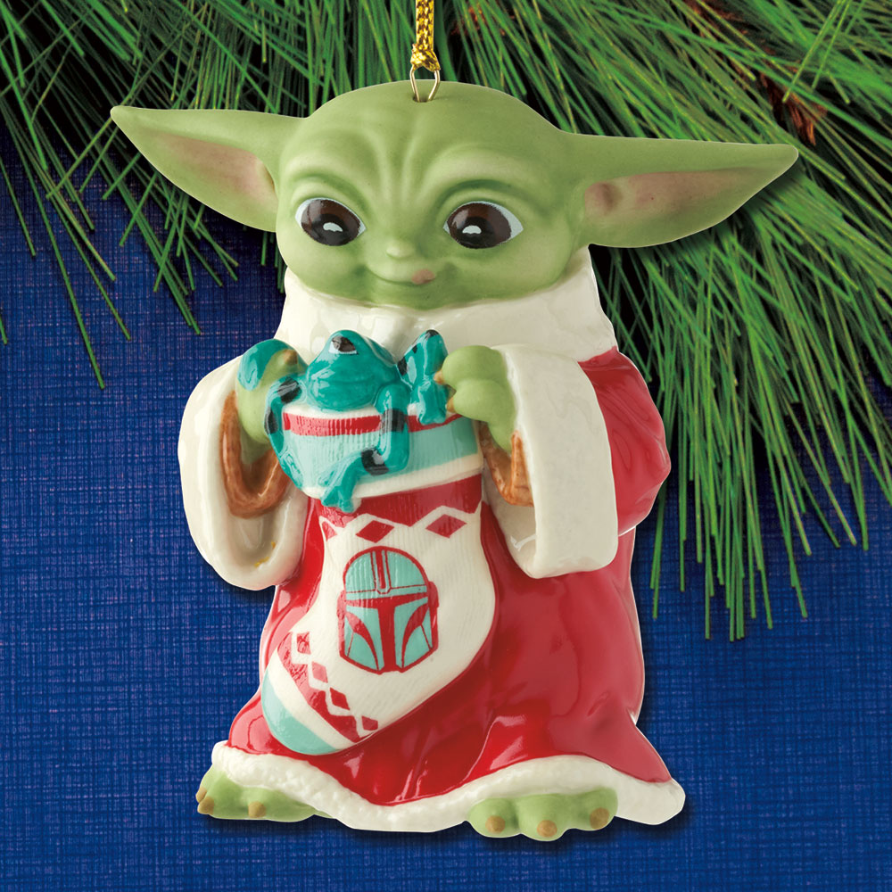 Sterling Collectables: Lenox Star Wars Holiday Grogu with Stocking