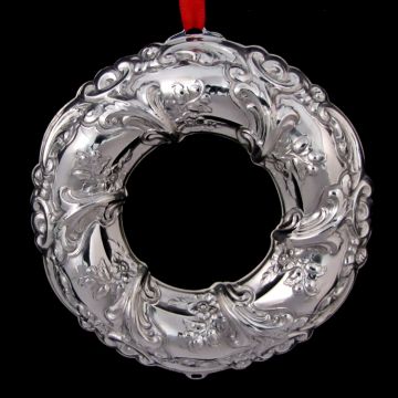 1989 Gorham Archive  Wreath Sterling Ornament image