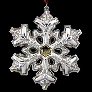 1985 Gorham Snowflake Sterling Ornament image