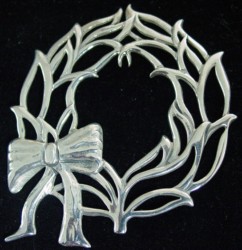 Hand & Hammer Wreath Sterling Ornament image