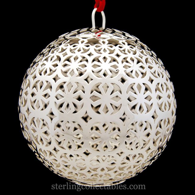 Neiman Marcus John Hardy Designer 3D Sterling Filigree Ball Christmas Ornament