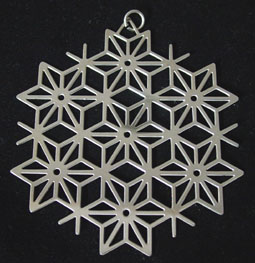 1983 Metropolitan Museum Snowflake Silverplate Ornament image