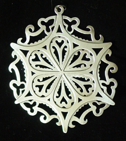 1990 Metropolitan Museum Snowflake Silverplate Ornament image