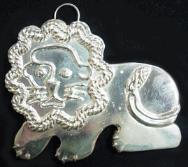 1994 Rebecca Dykstra Lion Weighted Sterling Ornament image