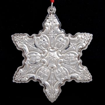 1992 Towle Old Master Snowflake Sterling Ornament image