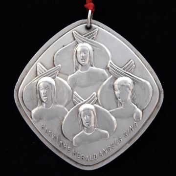 1981 Towle Songs Of Christmas Hark the Herald Angels Sterling Ornament